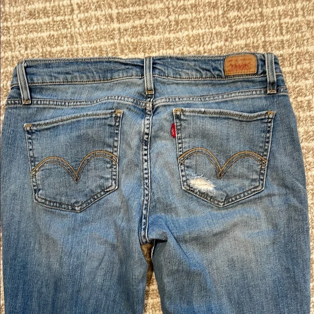 Women’s Levie’s Superlow Straight Leg Distressed Jeans